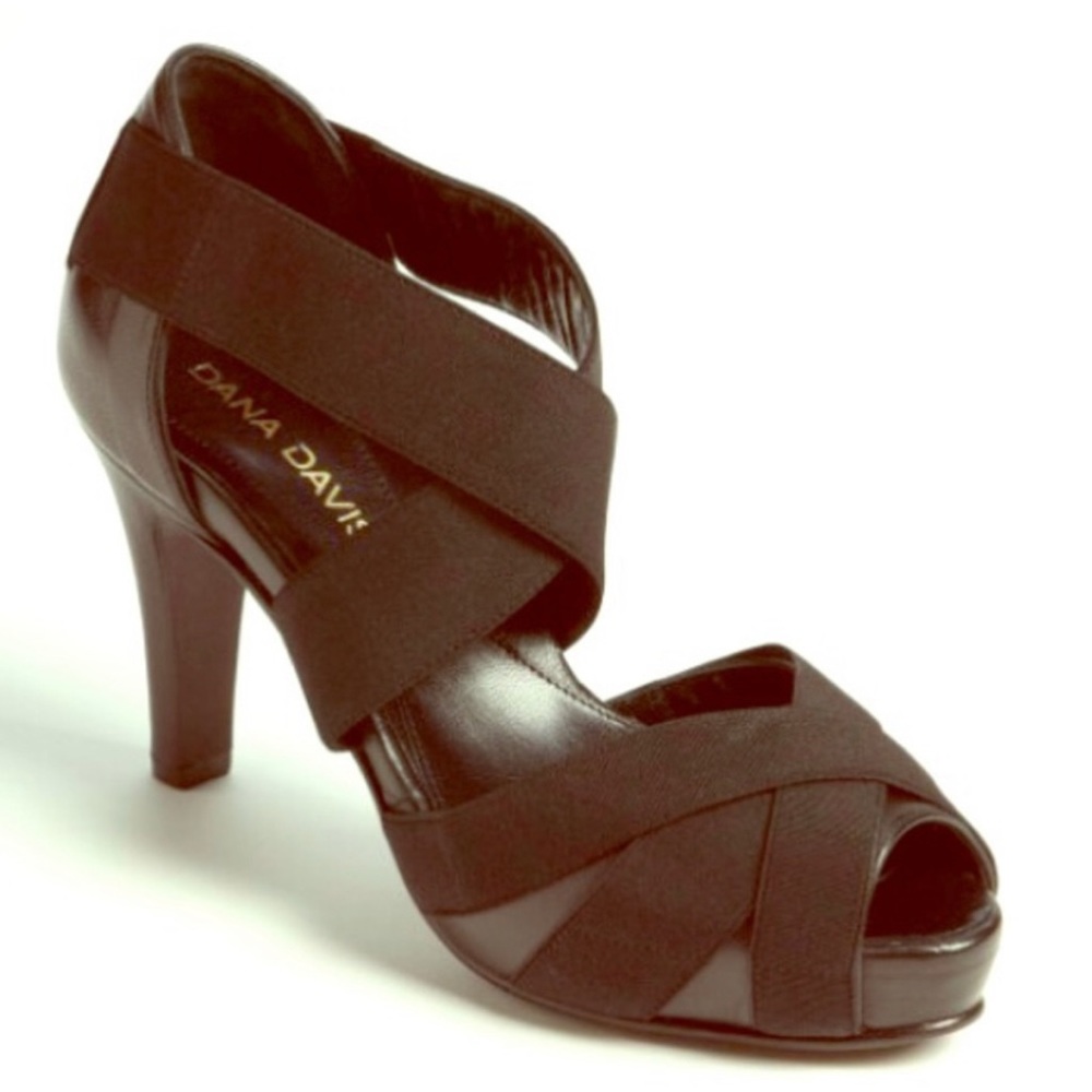 Dana Davis ‘Lola’ Sandals